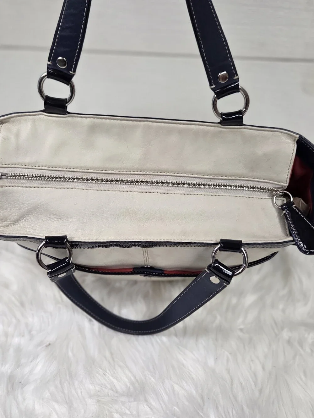 Coach Vintage Cream and Navy Leather Tote Bag with Patent Trim